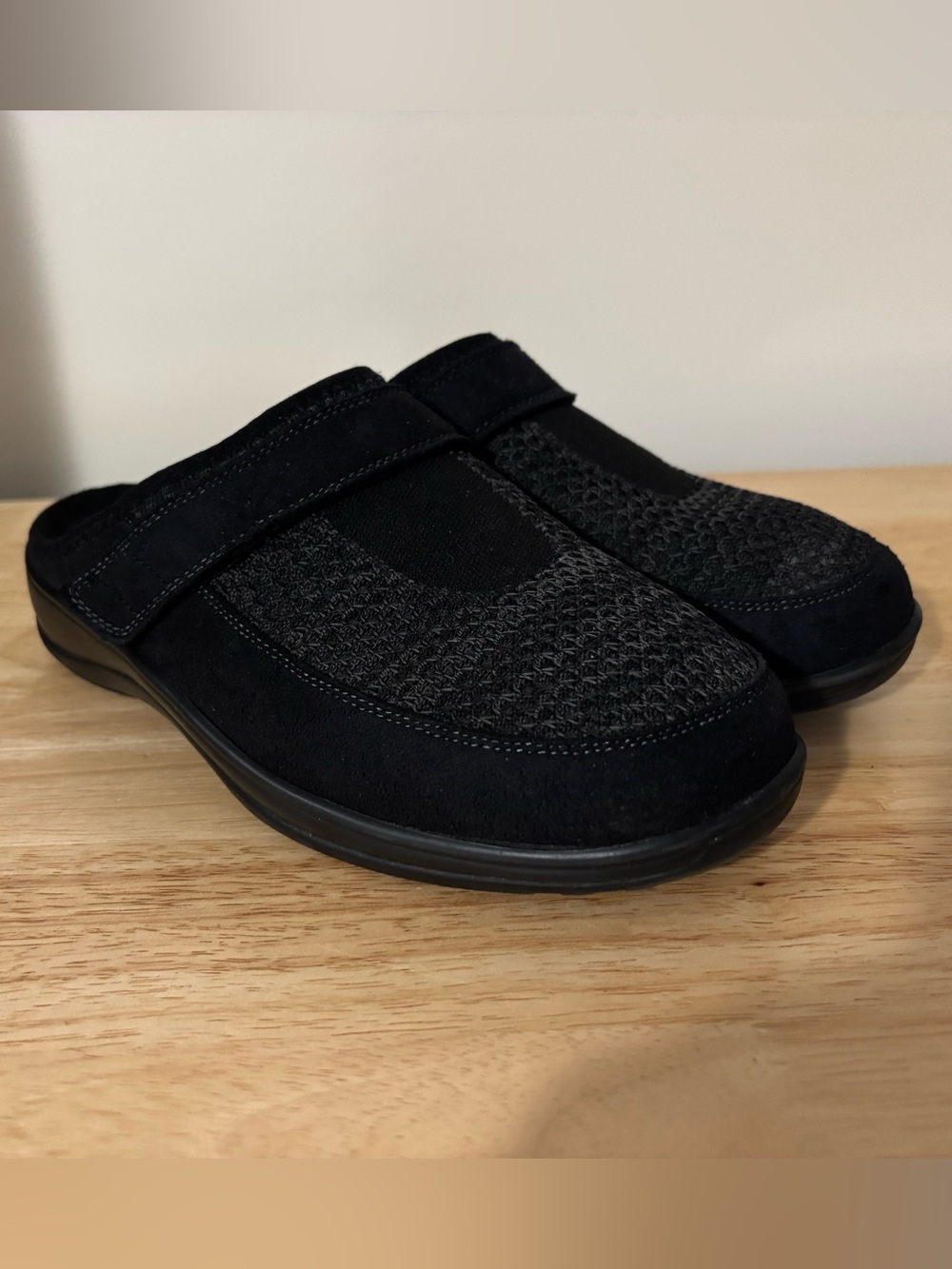 Orthofeet Black Slip-On Clogs/Mules Size 8 X-Wide